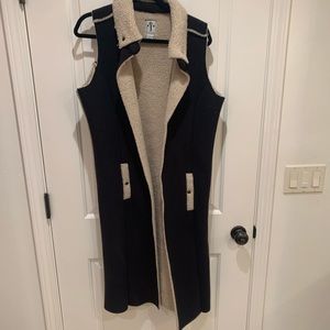 Rain + Rose duster style faux sherpa vest